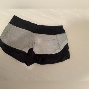 Lululemon shorts, size 6
